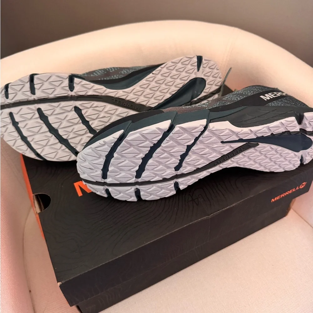 NWOT Merrell Bare Access Flex Shield in Blue and Gray
